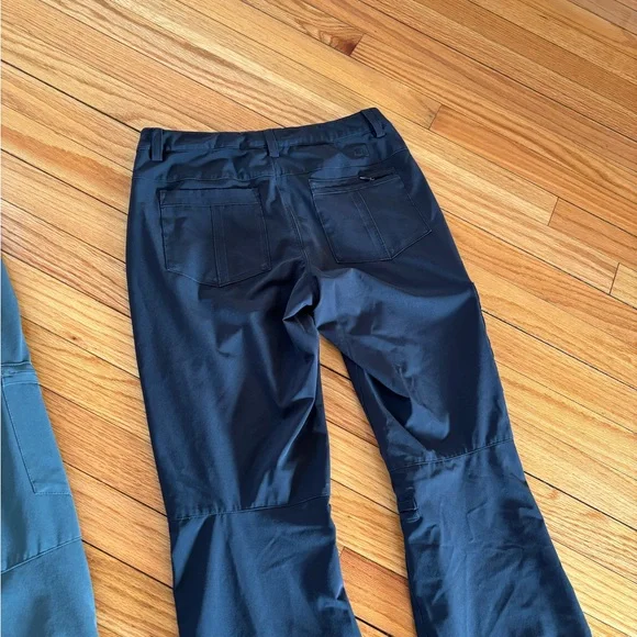 REI Women's Size 0 Hiking Pants (2 pairs!) - Picture 8 of 10